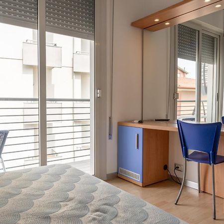 Hotel Riviera Каорле Екстериор снимка