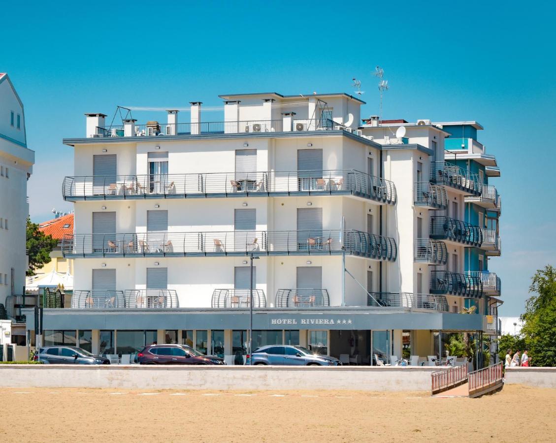 Hotel Riviera Каорле Екстериор снимка