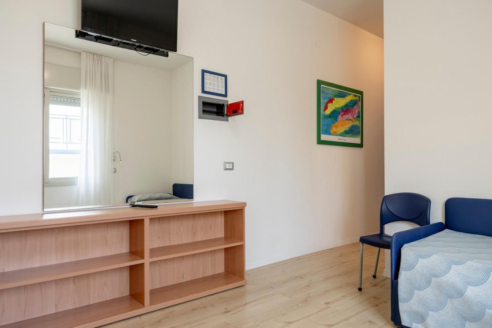 Hotel Riviera Каорле Екстериор снимка