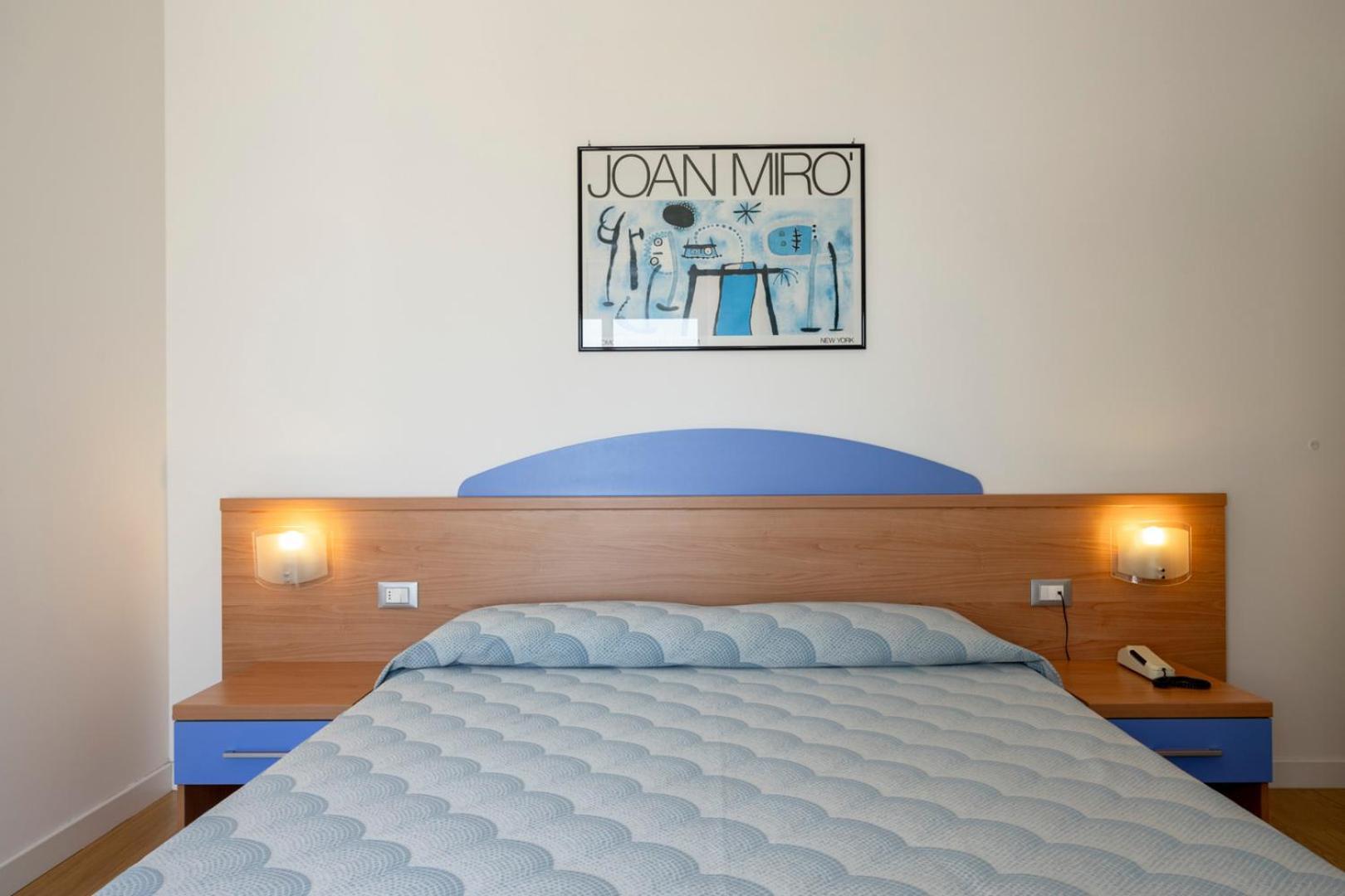 Hotel Riviera Каорле Екстериор снимка